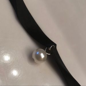 *6 for $10!* White Pearl Black Ribbon Choker Simple Dainty